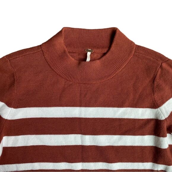 Free People Stripe Sweater Oversized Size Small - Picture 5 of 6